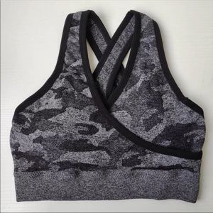Camo Seamless Sports Bra brandless